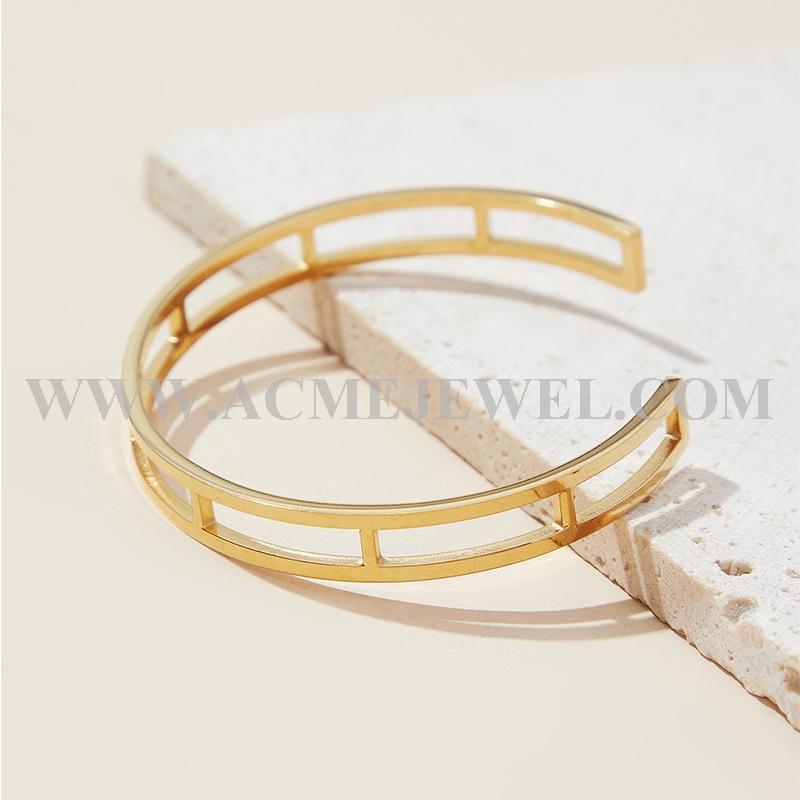 Bracelets & Bangles   